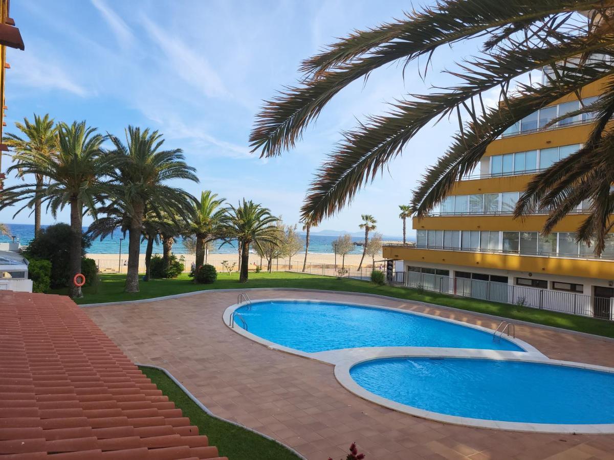 Superbe Apartement En Residence Avec Piscine Roses Dış mekan fotoğraf