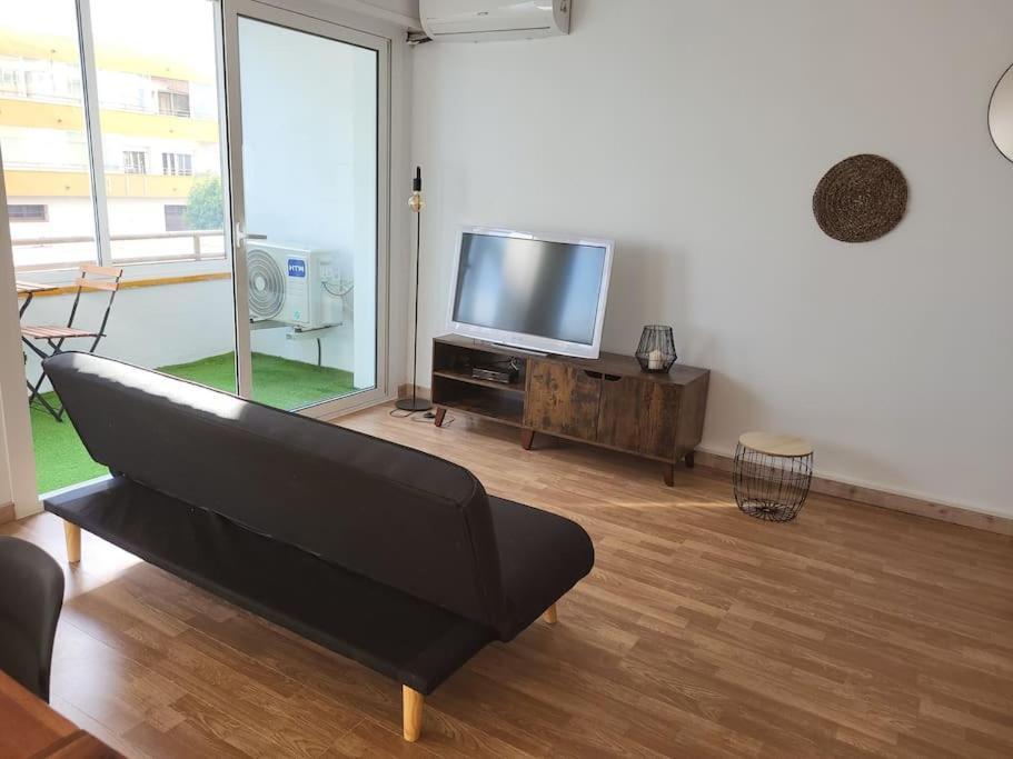 Superbe Apartement En Residence Avec Piscine Roses Dış mekan fotoğraf